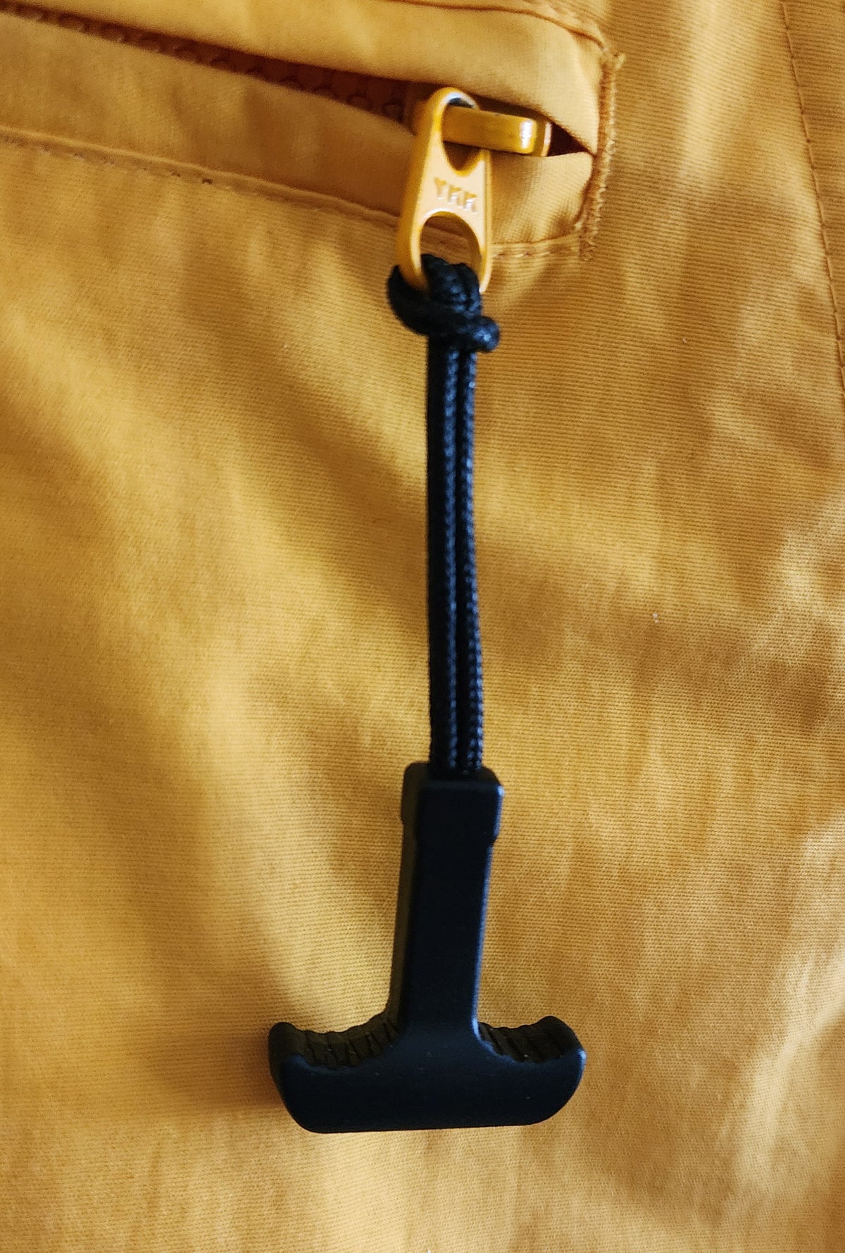 T handle Zipper puller