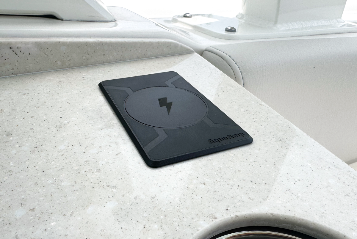AquaAmp 200 Series Waterproof Wireless Charger