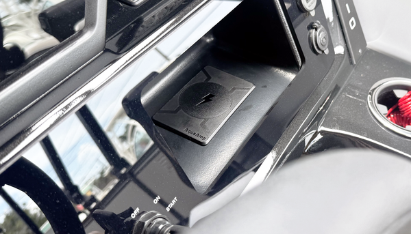 AquaAmp 200 Series Waterproof Wireless Charger - Image 3