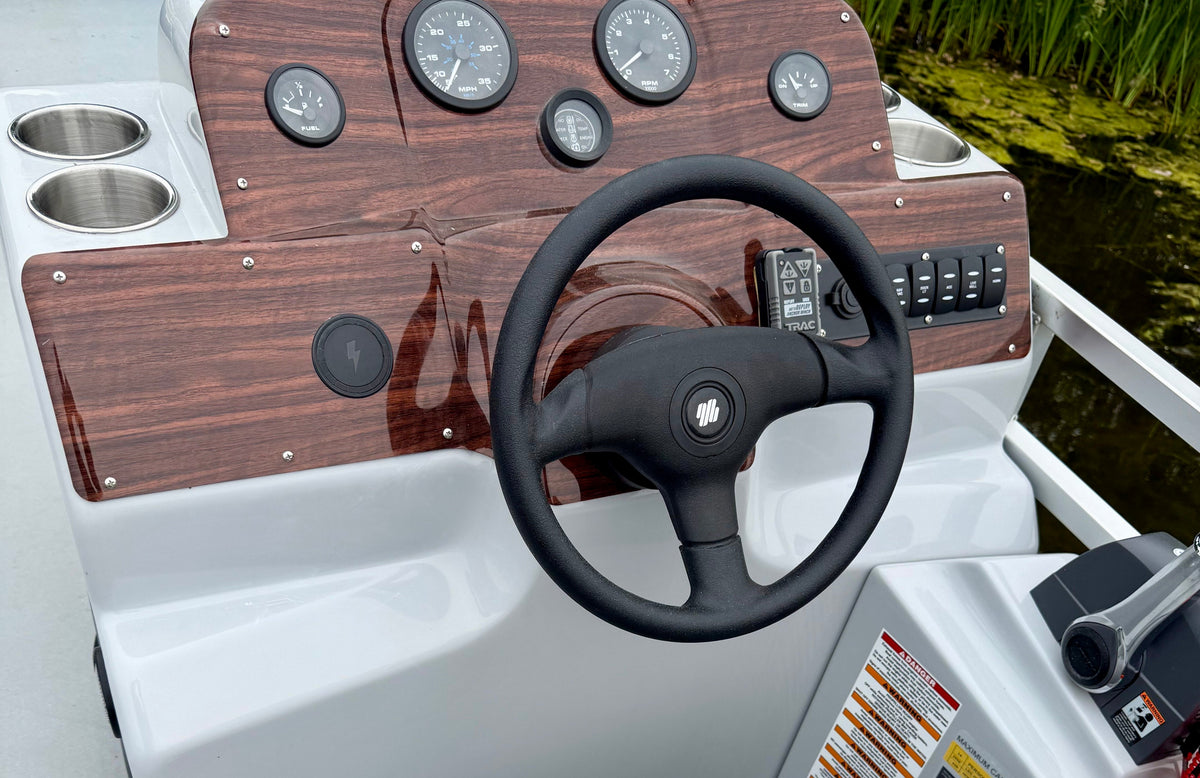 AquaAmp 400 Series Waterproof Wireless Charger