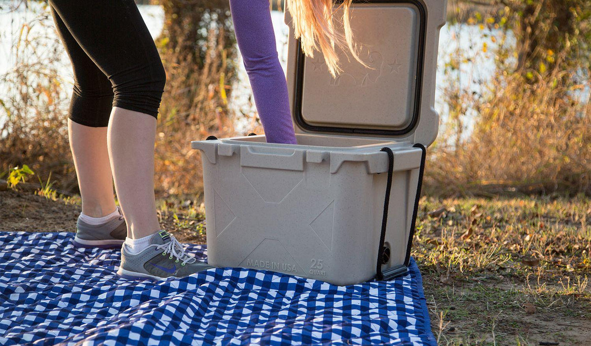 Rotomolded Hard Cooler