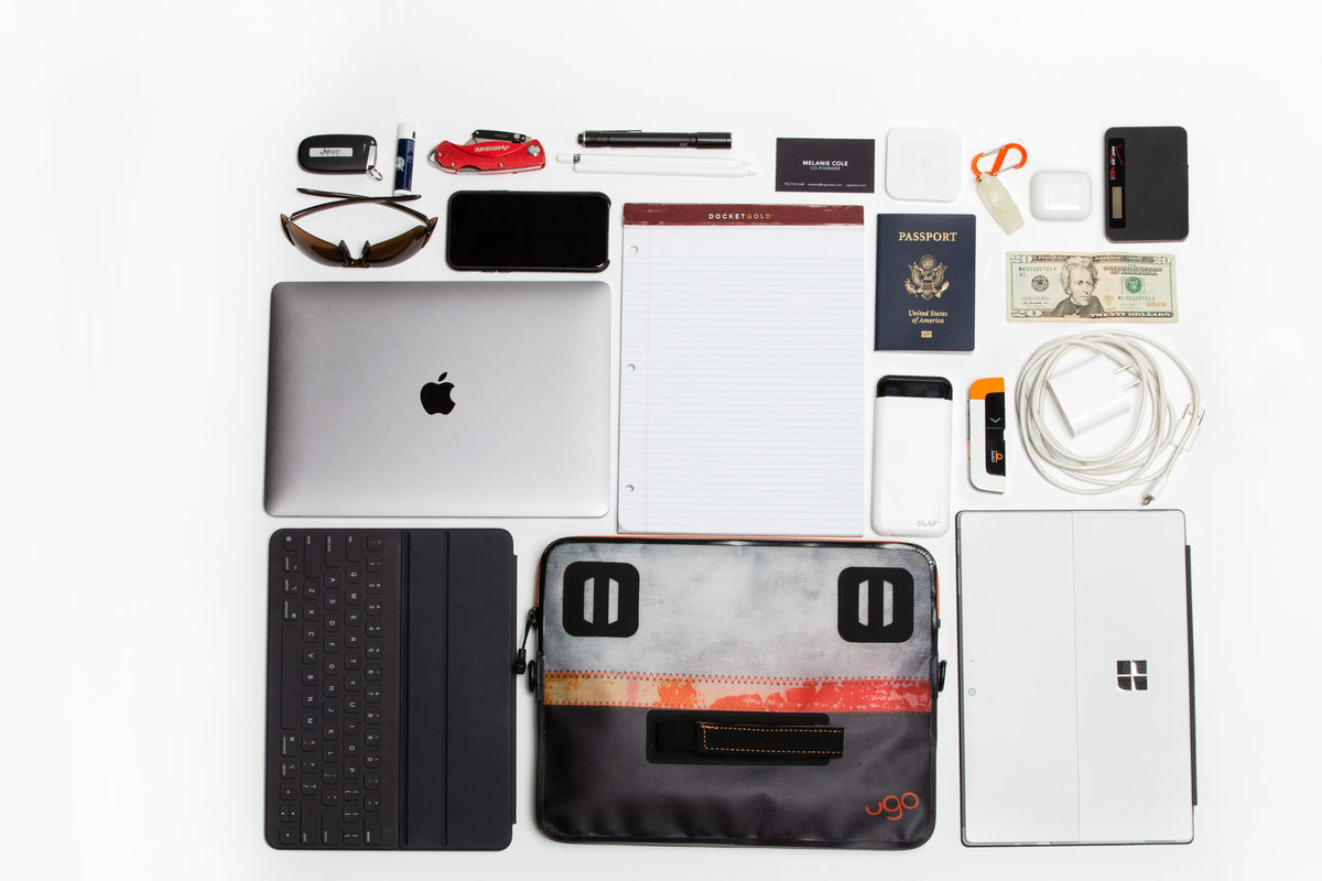 ugo® Signature Collection TABLET XL