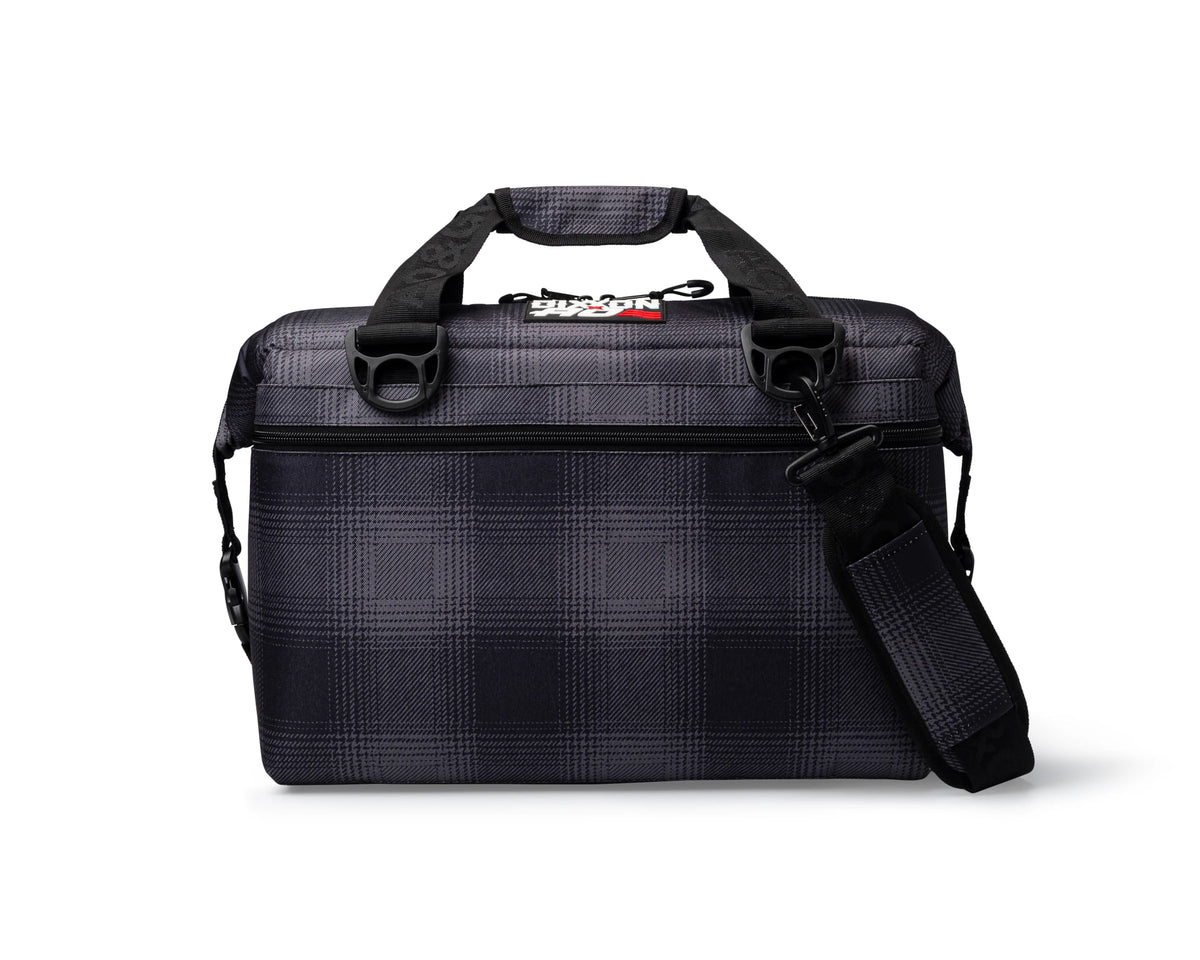 DIXXON x AO 24 Can Cooler