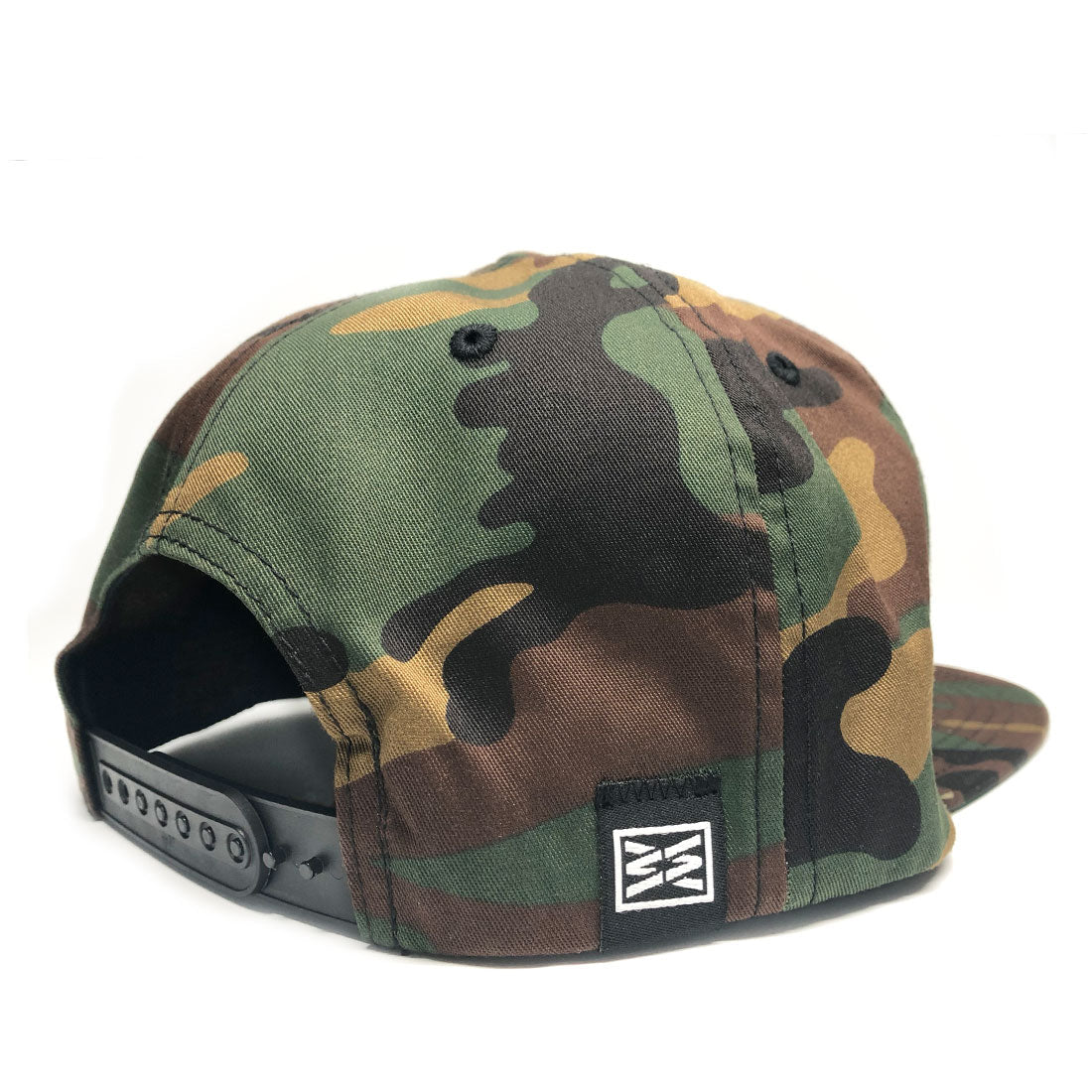 VAULT FLAT BILL SNAPBACK HAT IN GREEN CAMO
