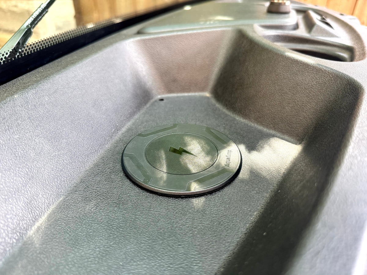 AquaAmp 100 Series Waterproof Wireless Charger